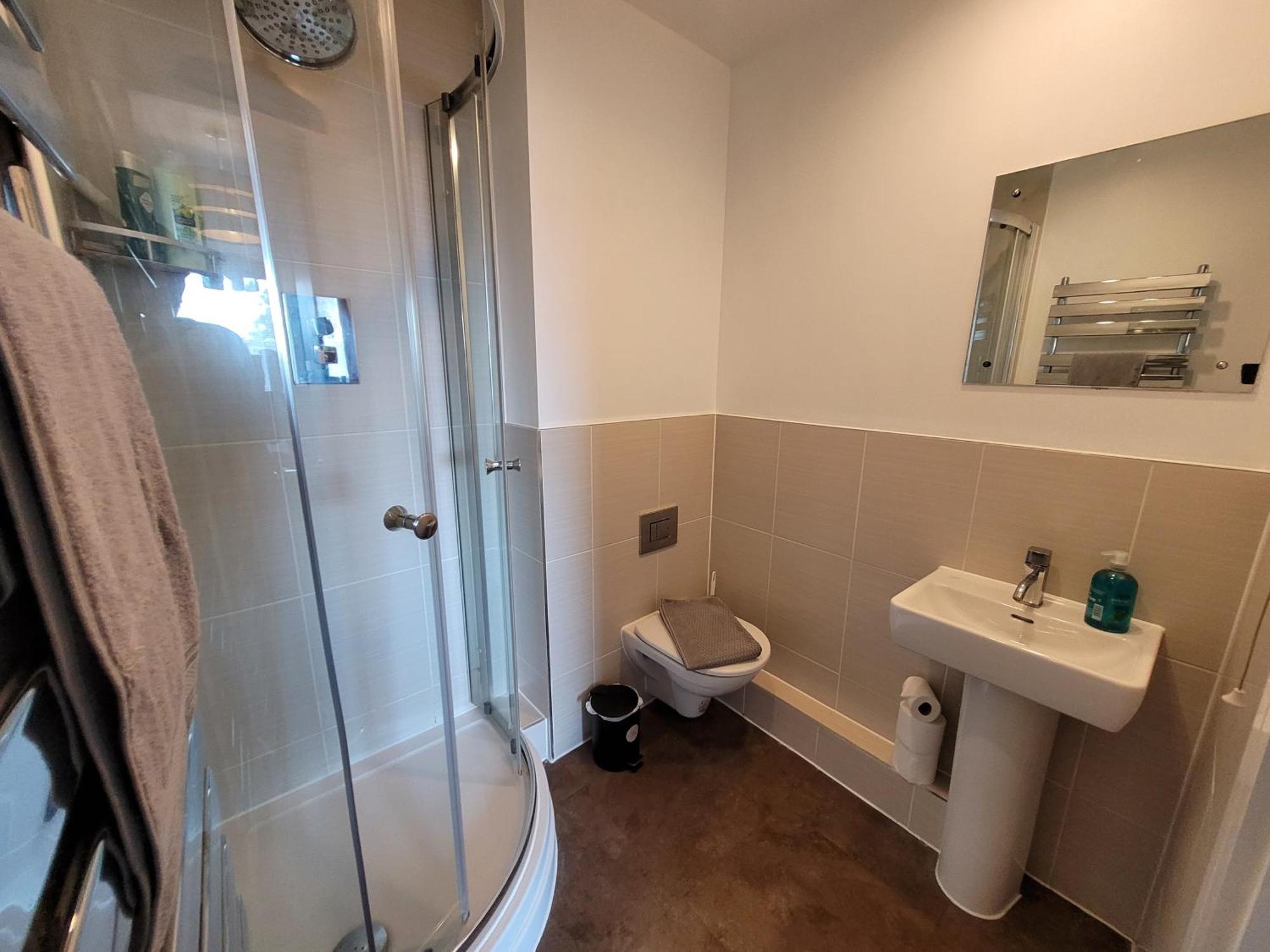 Lesley Court- A Lovely Spacious 2 Bedroom Apartment By Catchpole Stays Chelmsford Eksteriør bilde