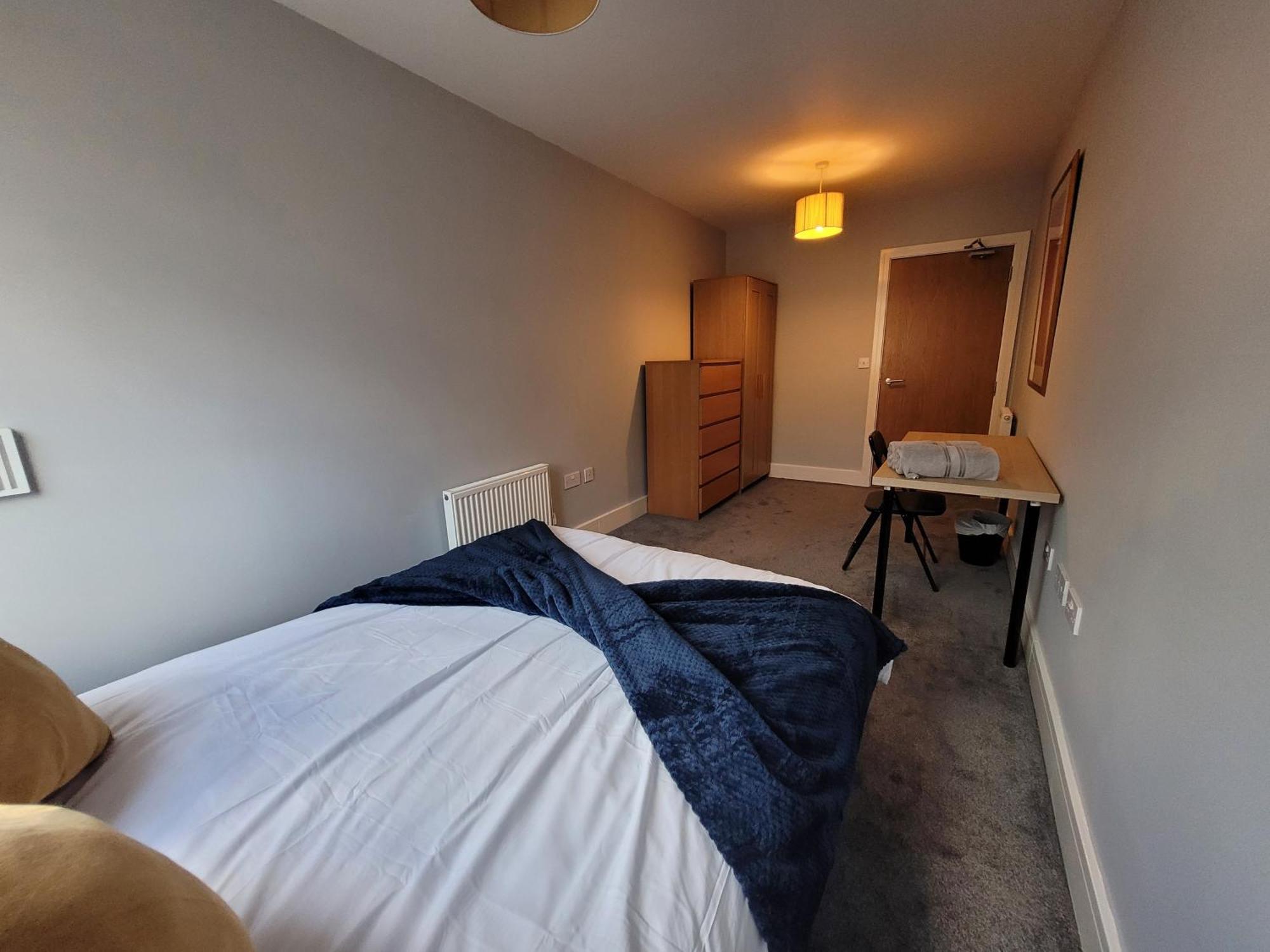 Lesley Court- A Lovely Spacious 2 Bedroom Apartment By Catchpole Stays Chelmsford Eksteriør bilde
